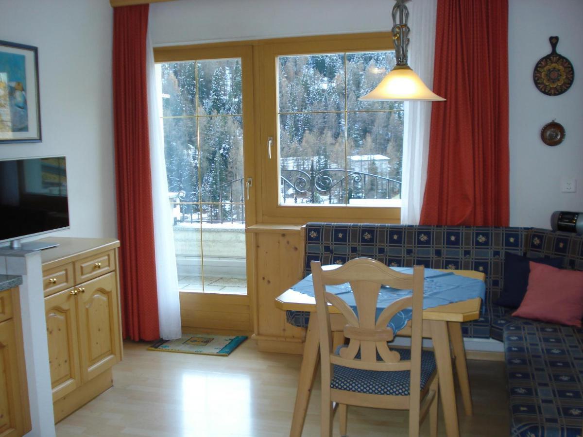 Chasa Valetta Apartment Samnaun Ruang foto