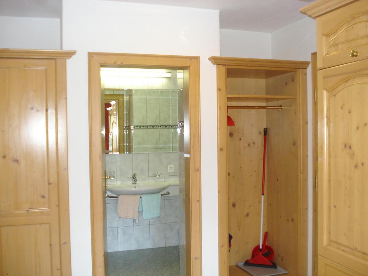 Chasa Valetta Apartment Samnaun Ruang foto